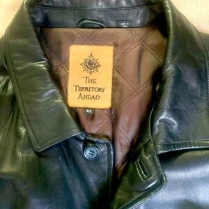 Territory Ahead Men’s 3/4 length leather coat.